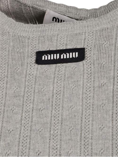 Maglia girgia di MIU MIU caratterizzata da ricami, logo frontale, maniche corte e girocollo. MIU MIU | MMLB4017OXF0031